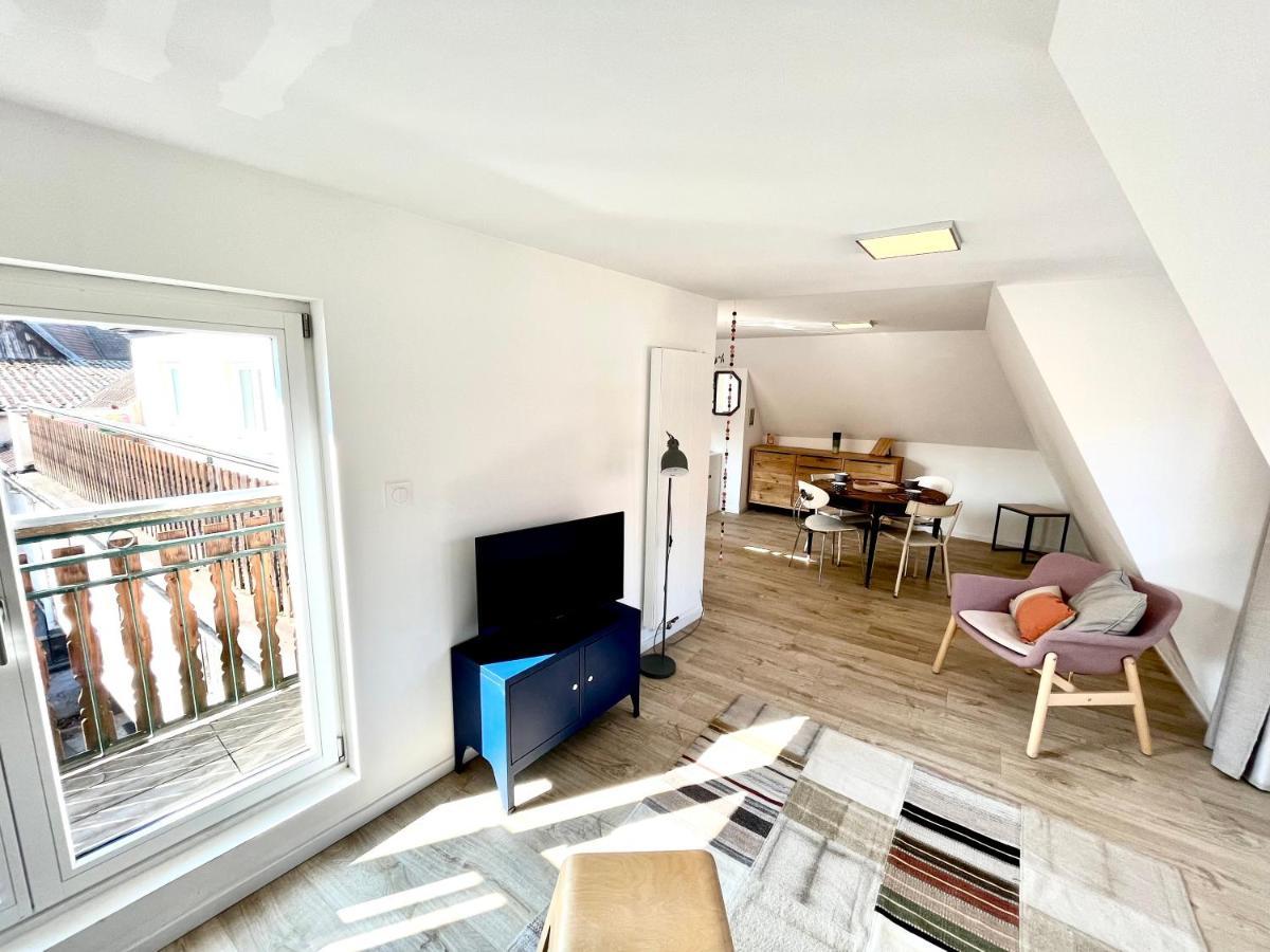 Sous Les Toits Avec Garage Et Terrasse A Ribeauville المظهر الخارجي الصورة